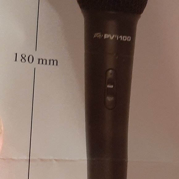 Peavey PVi100 1/4 Cardioid Dynamic Microphone with 1/4” XLR Cable and HTDZ mic - Picture 9 of 12